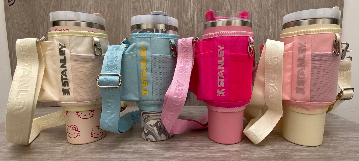 Bolso bandolera para termo Stanley 40 oz en color rosado
